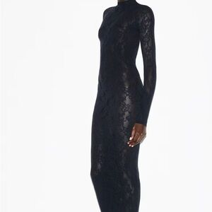 MOCK NECK LONG DRESS SKIMS.